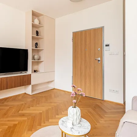 Superapart Branickiego 39 *