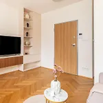 Superapart Branickiego 39 *