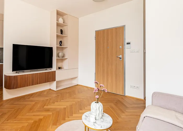 Superapart Branickiego 39 *